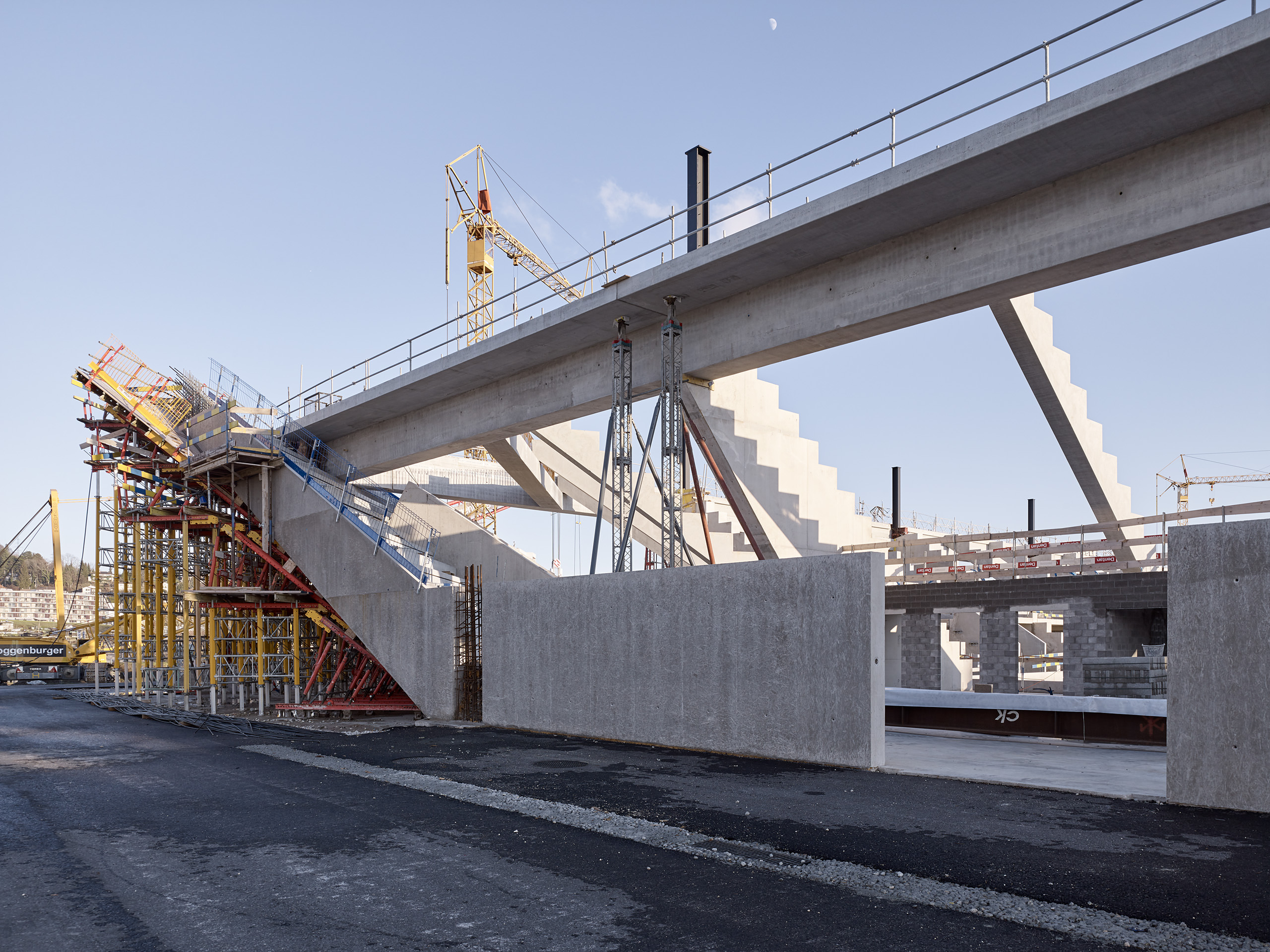 Stade de la Tuilière, Lausanne
